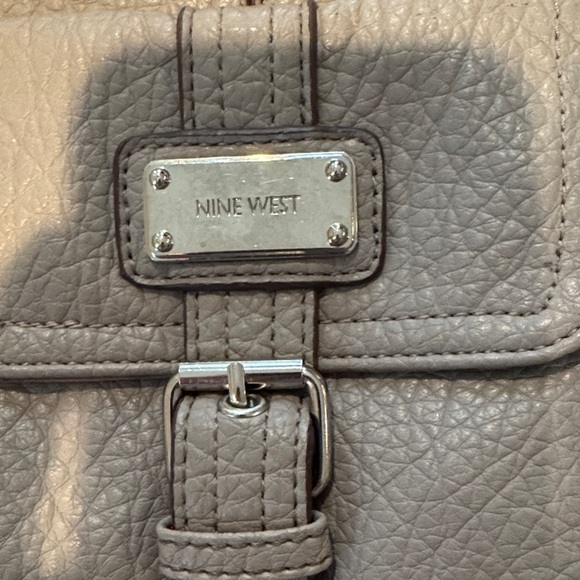 Nine West Textured Gray Crossbody Bag - Picture 2 of 5